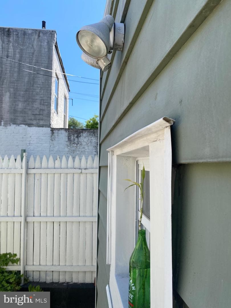 2719 E Birch Street photo 24