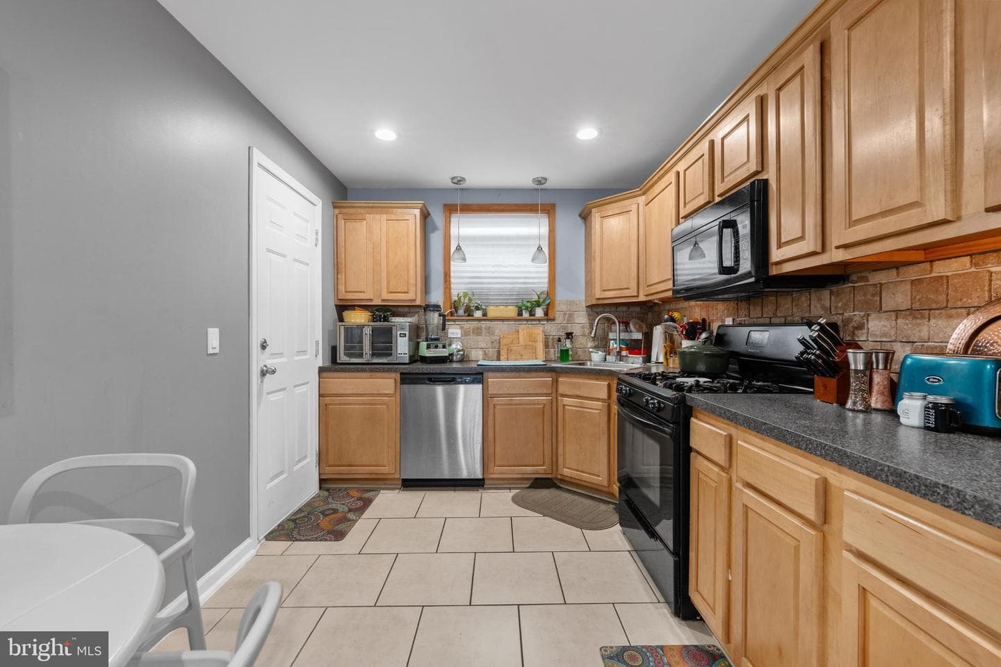 2534 S Sartain Street photo 10