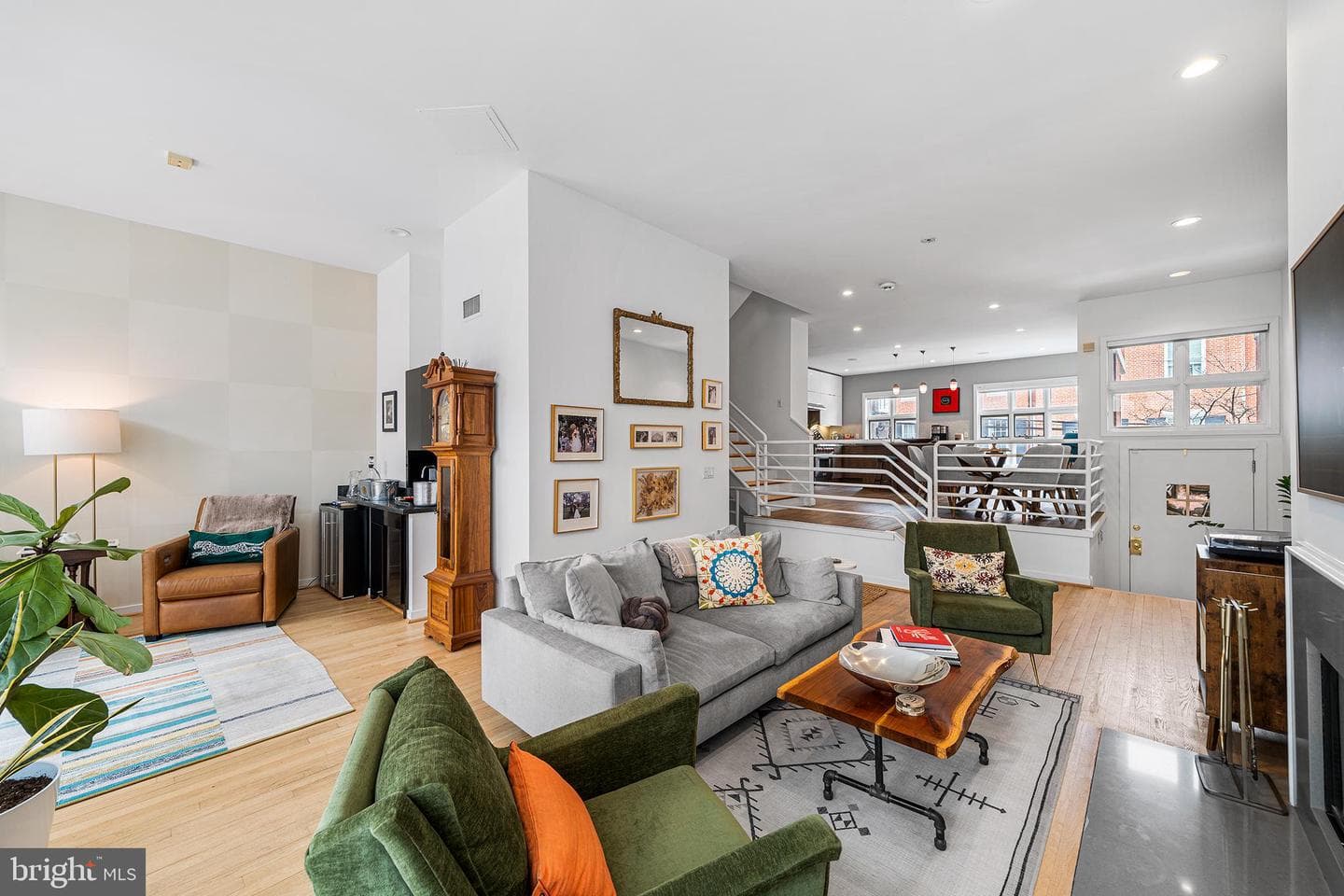 114 Bainbridge Street photo 10