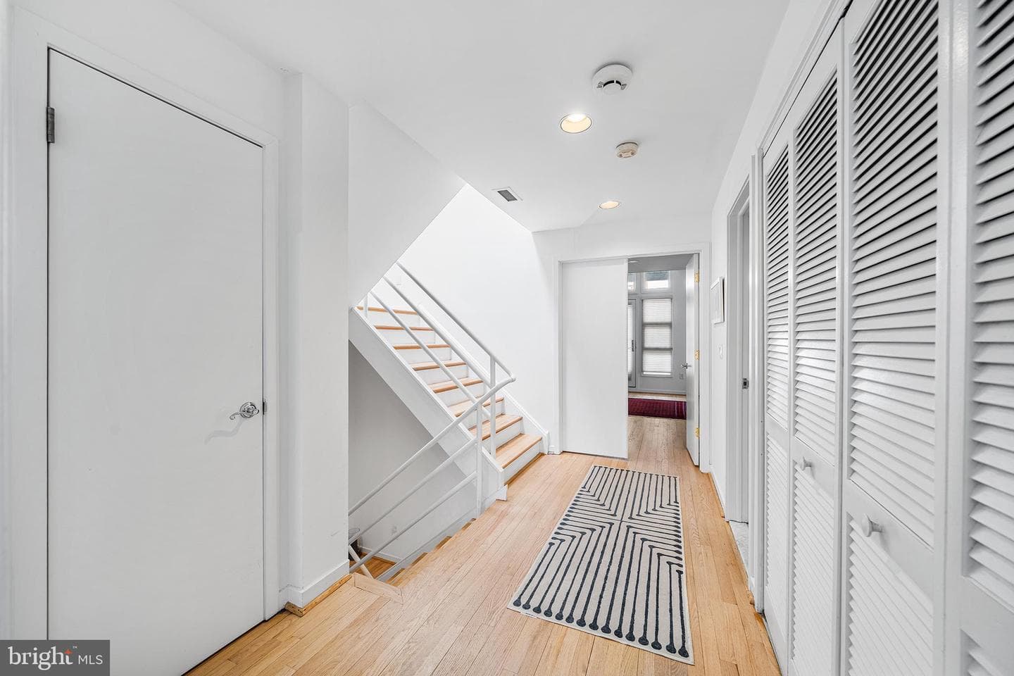 114 Bainbridge Street photo 24