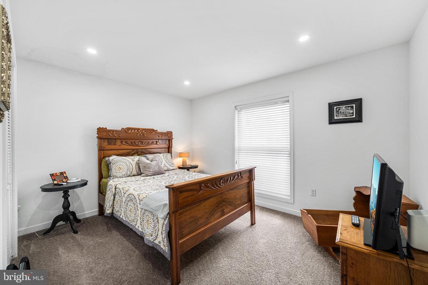 114 Bainbridge Street photo 35