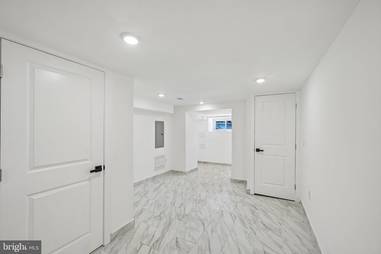 2984 Cedar Street photo 32
