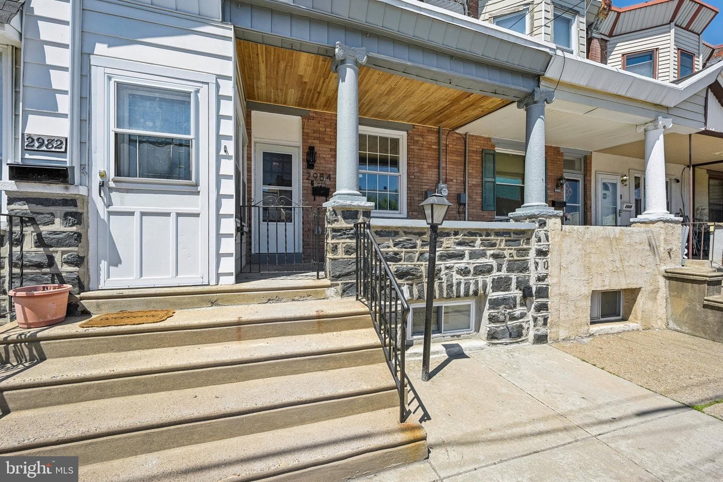 2984 Cedar Street photo 5