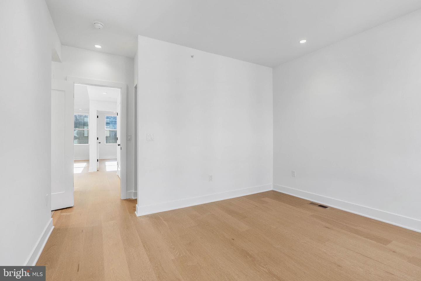 635 N 7th Street #h5b photo 17