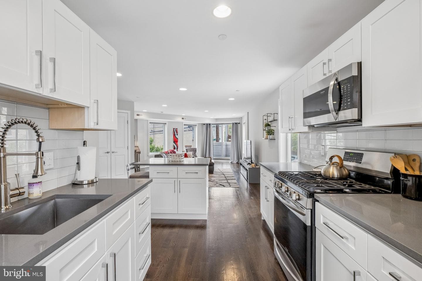 1644 Francis Street #2
