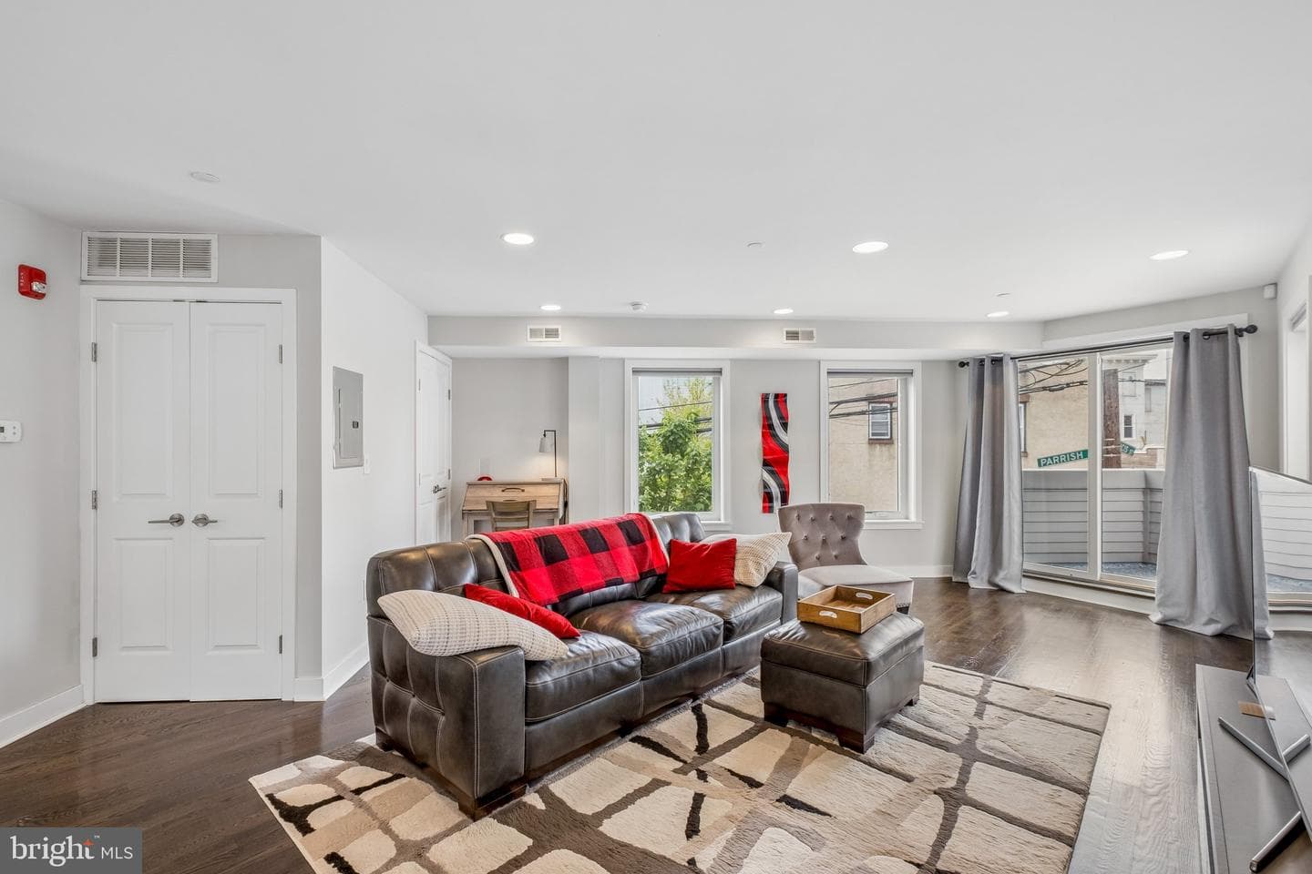 1644 Francis Street #2 photo 9