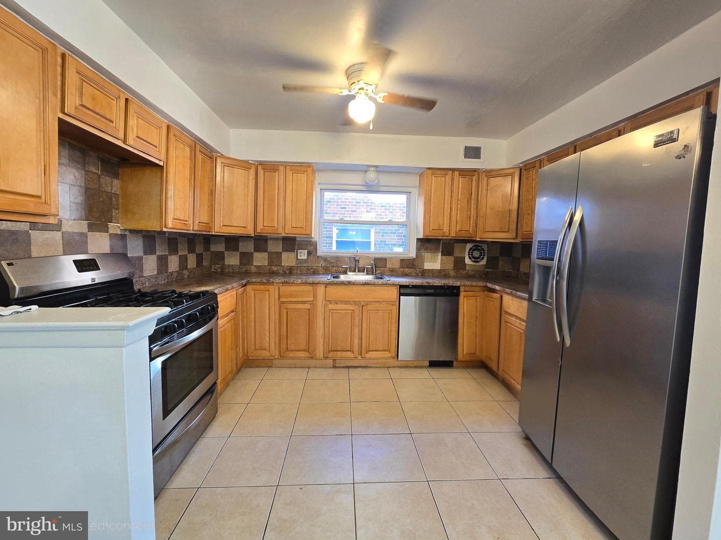 2119 Hoffnagle Street photo 5
