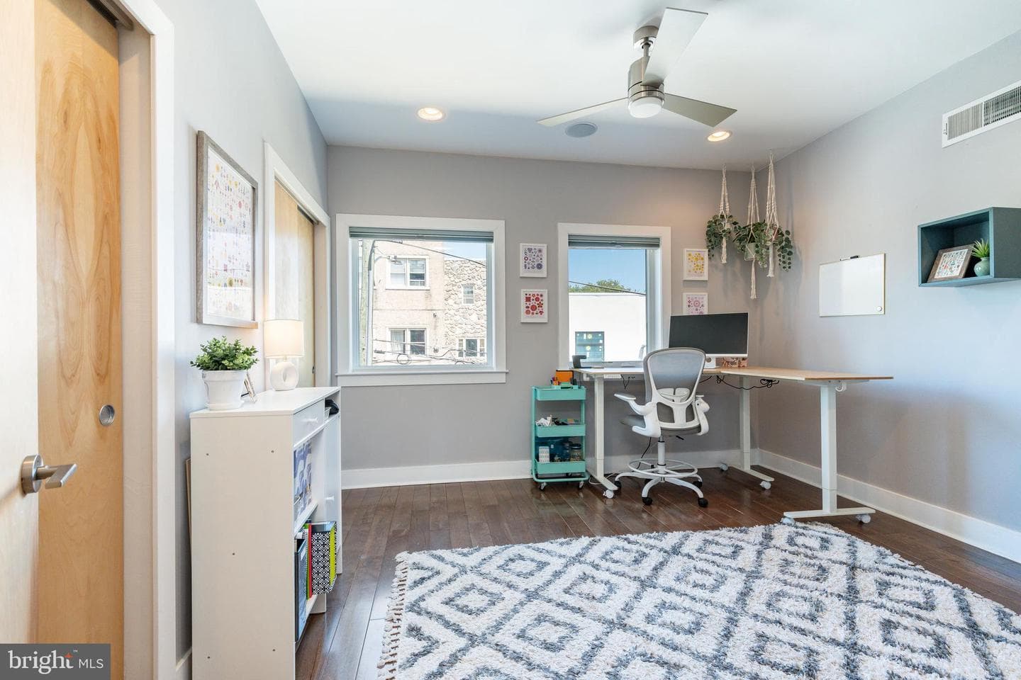 1218 Crease Street photo 28