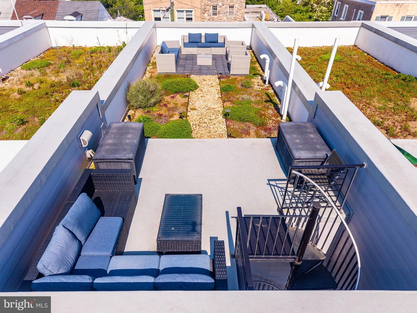 1218 Crease Street photo 39