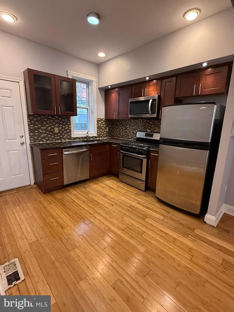 1545 N Newkirk Street photo 30