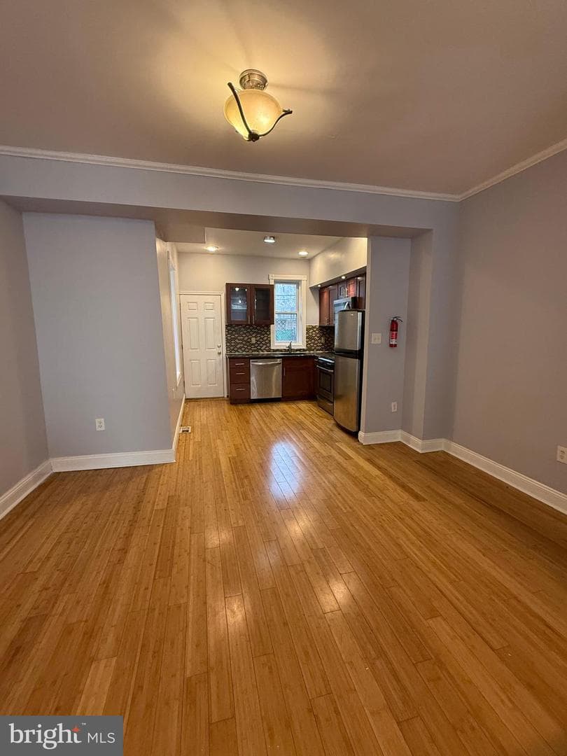 1545 N Newkirk Street photo 32