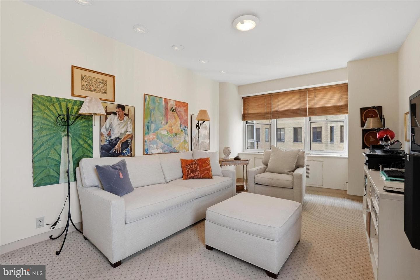 220 W Rittenhouse Square #22c photo 16