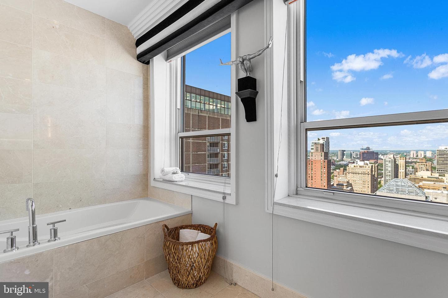 1425 Locust Street #32a photo 20