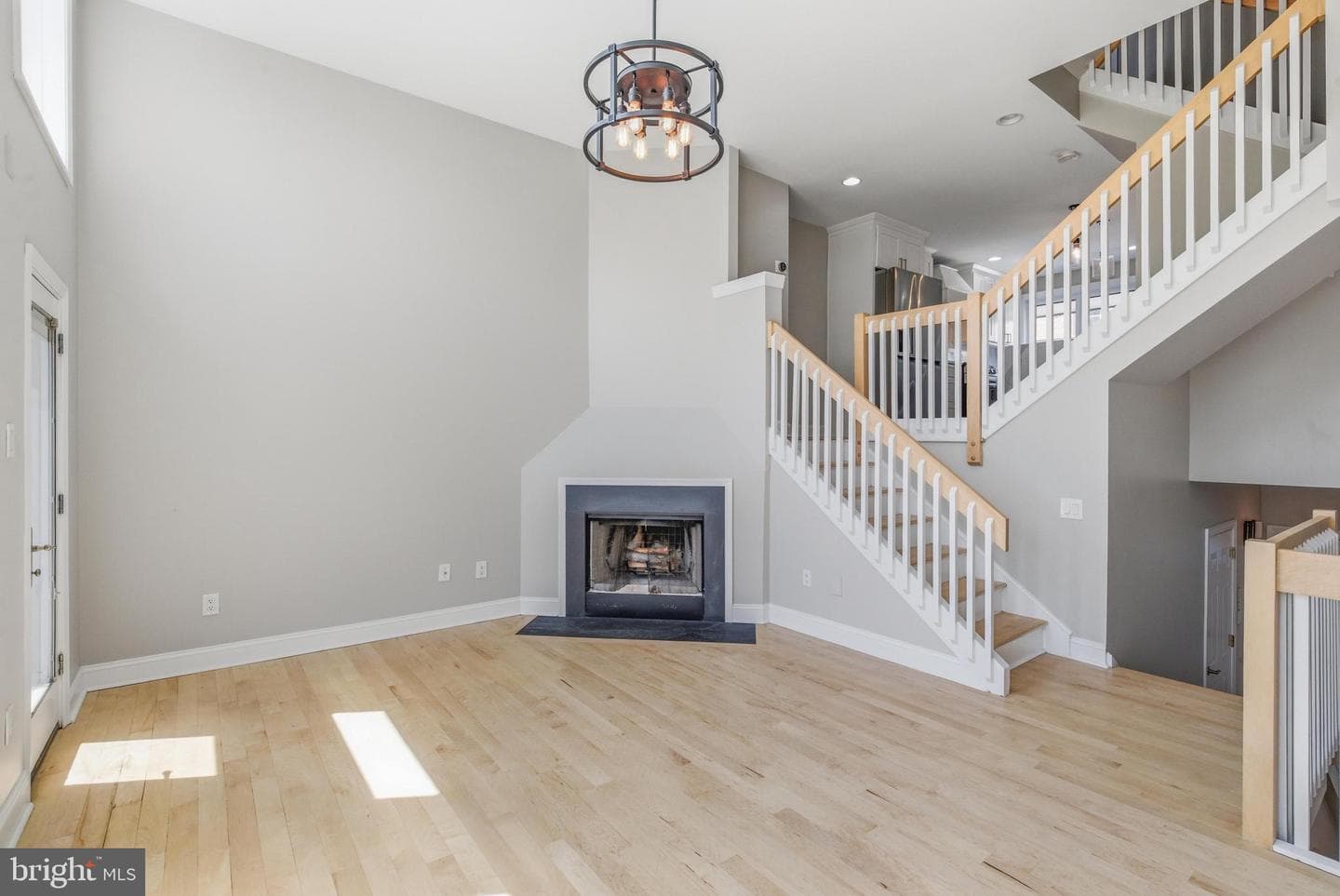 913 N Lawrence Street photo 13