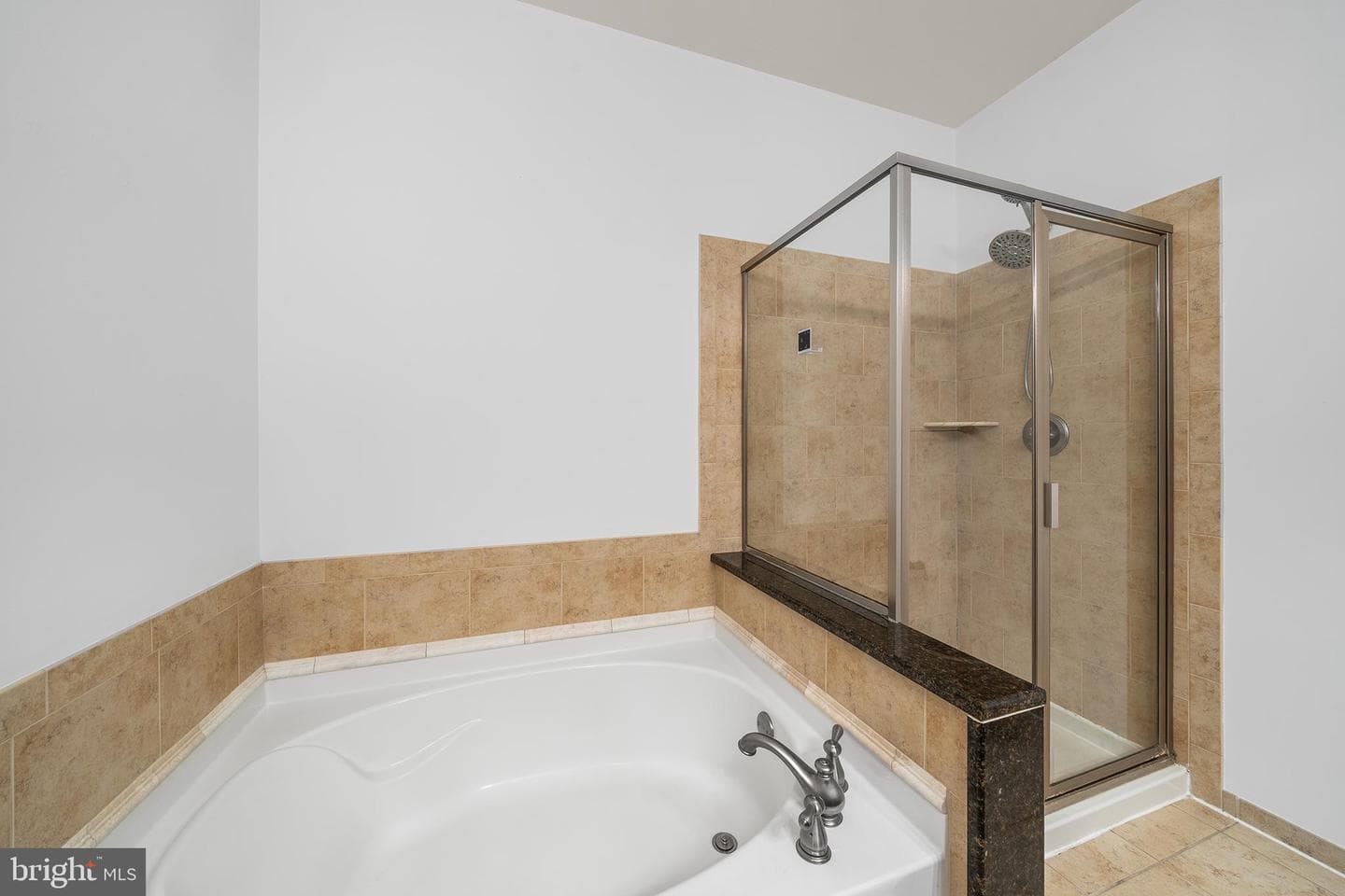 700 Commodore Court #2718 photo 22