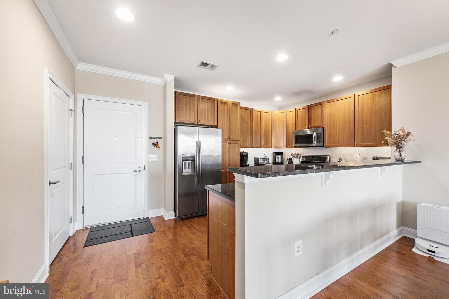 700 Commodore Court #2718 photo 8