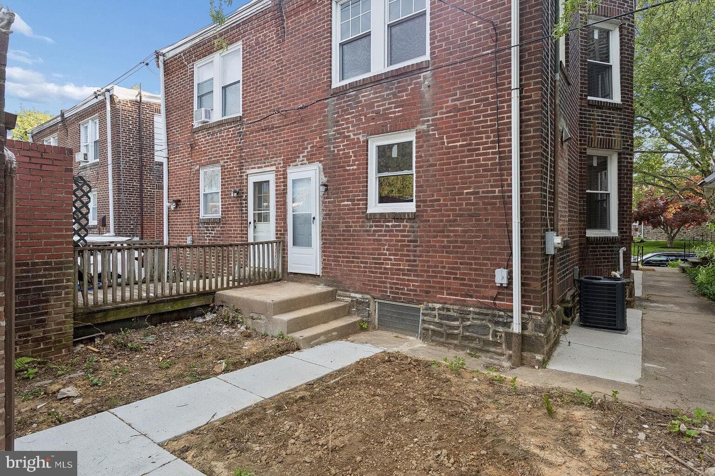 817 Passmore Street photo 28