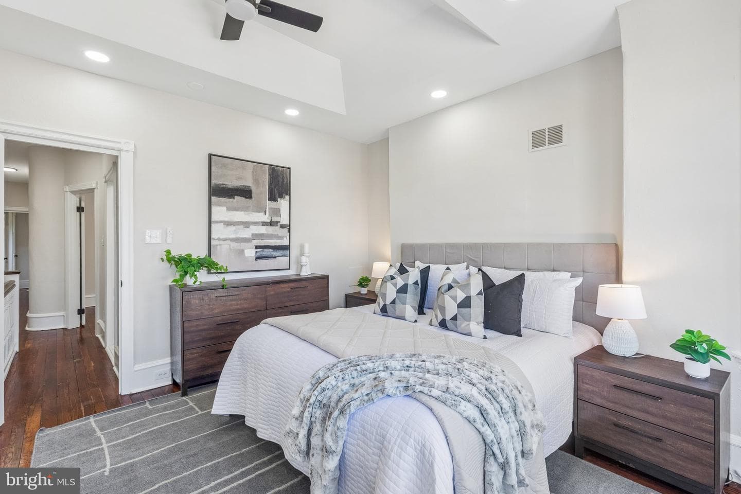 6122 Ross Street photo 15