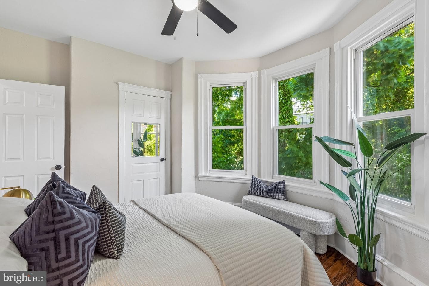 6122 Ross Street photo 20