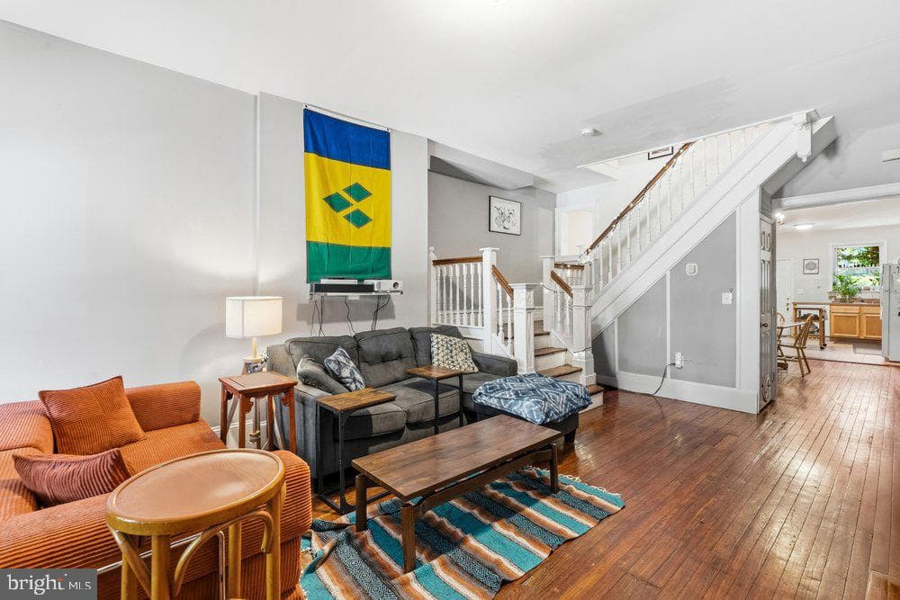 4930 Walton Avenue photo 8