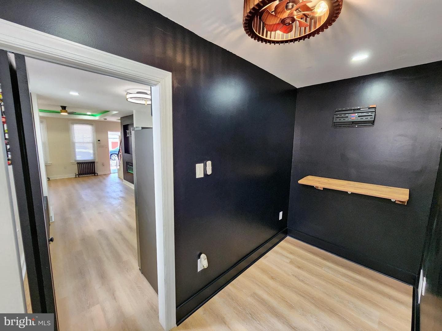348 N Gross Street photo 22