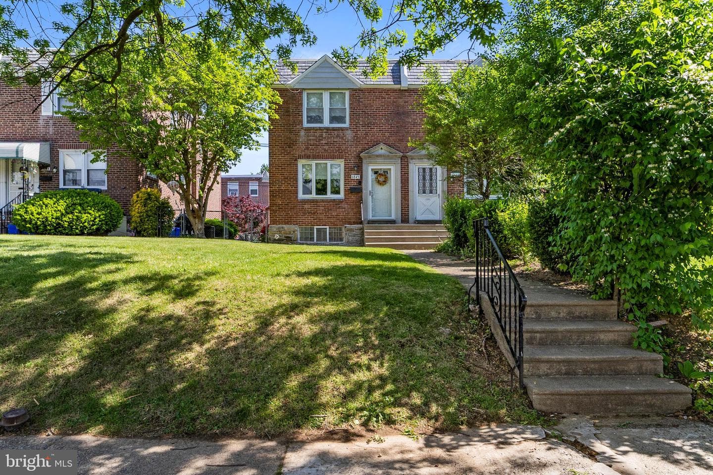 1845 Stanwood Street photo 2