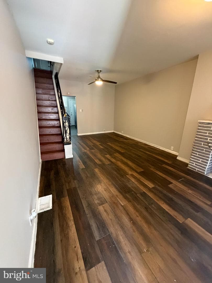 2118 E Birch Street photo 3
