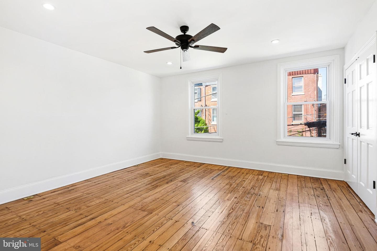 1626 E Eyre Street photo 13