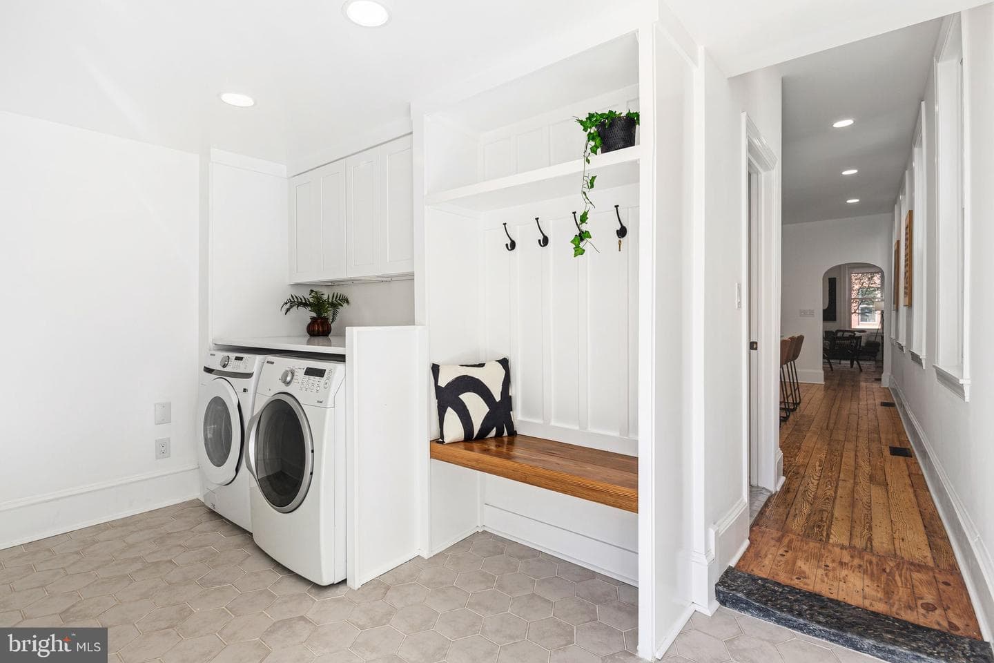 1626 E Eyre Street photo 25