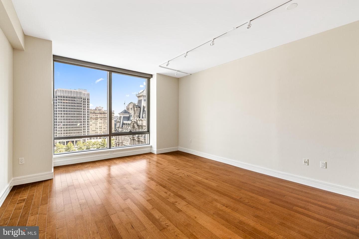 1414 S Penn Square #14e photo 5