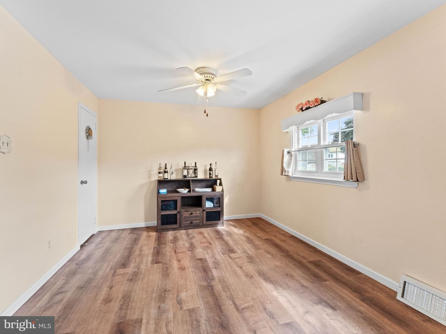 3327 Kayford Circle photo 11
