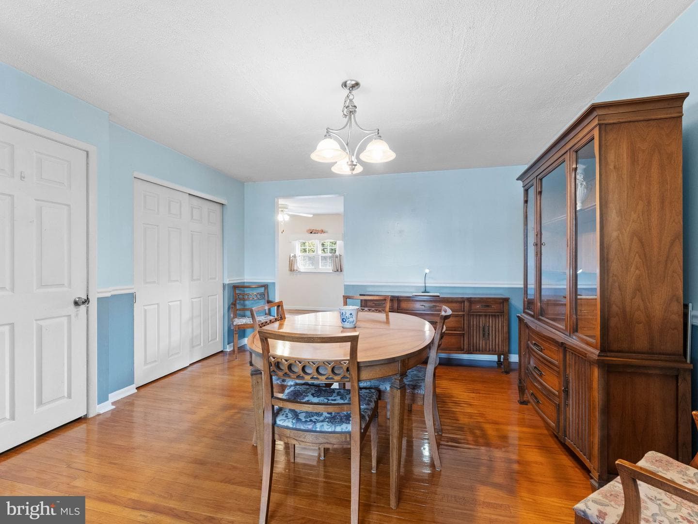 3327 Kayford Circle photo 6