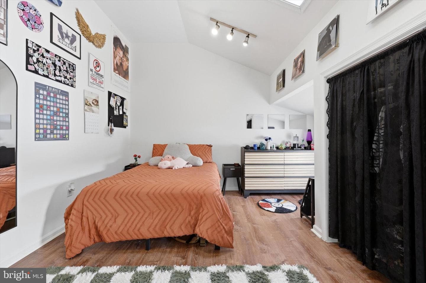 4527 Saint Davids Street photo 18