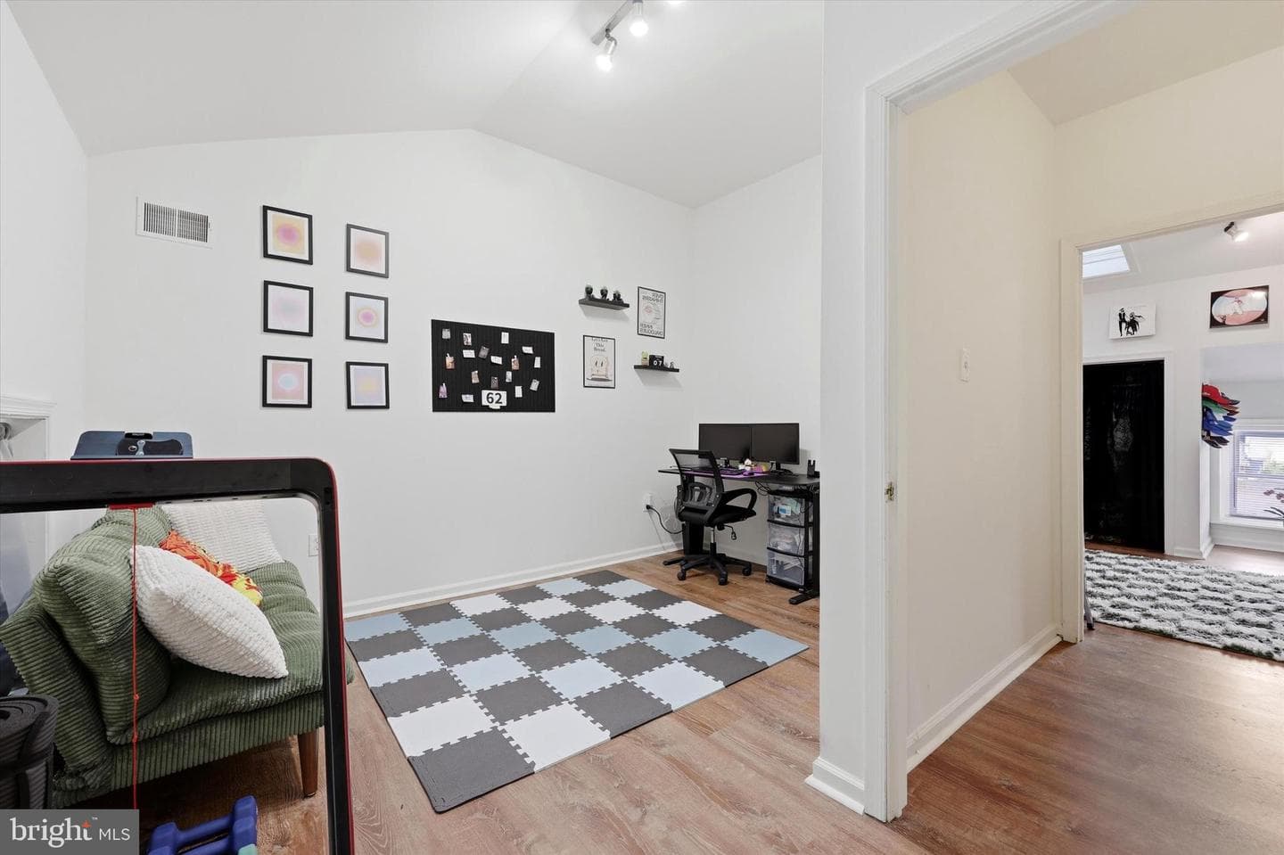 4527 Saint Davids Street photo 20