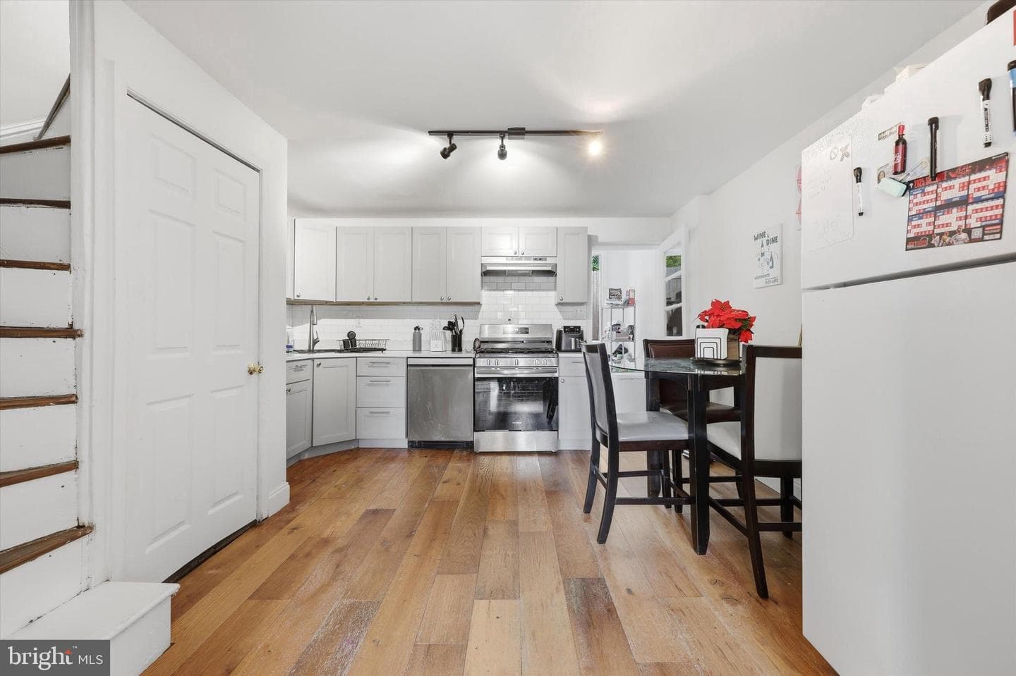 4527 Saint Davids Street photo 5