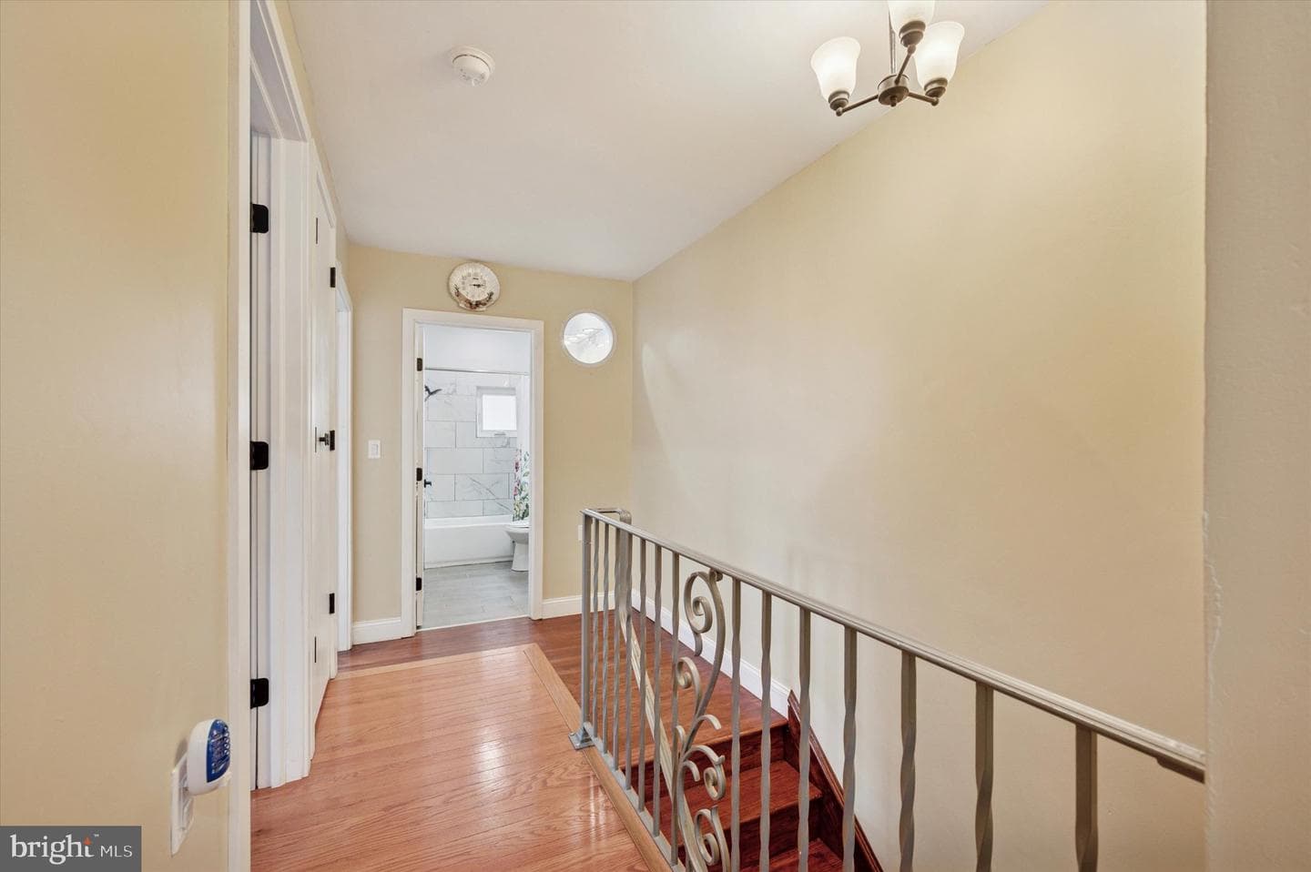 422 N Simpson St photo 14