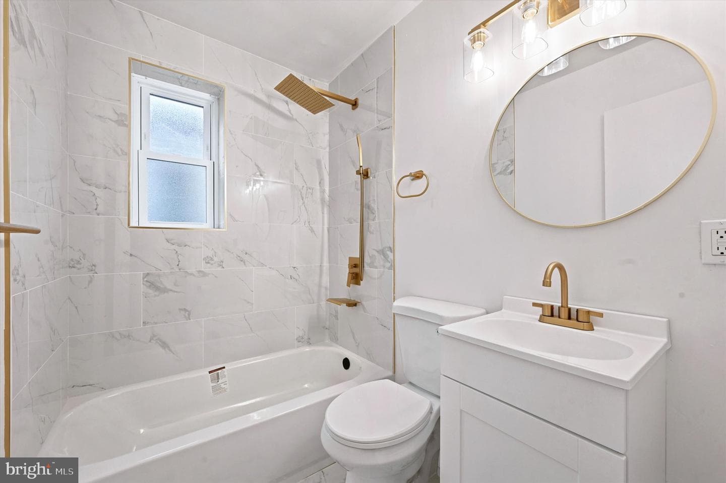 5430 Regent Street photo 10