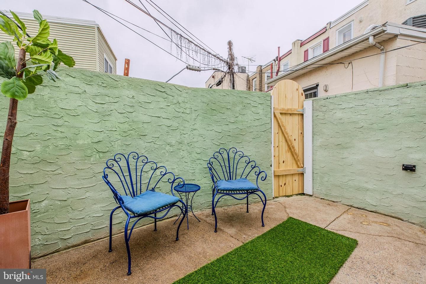 2548 E Norris Street photo 19