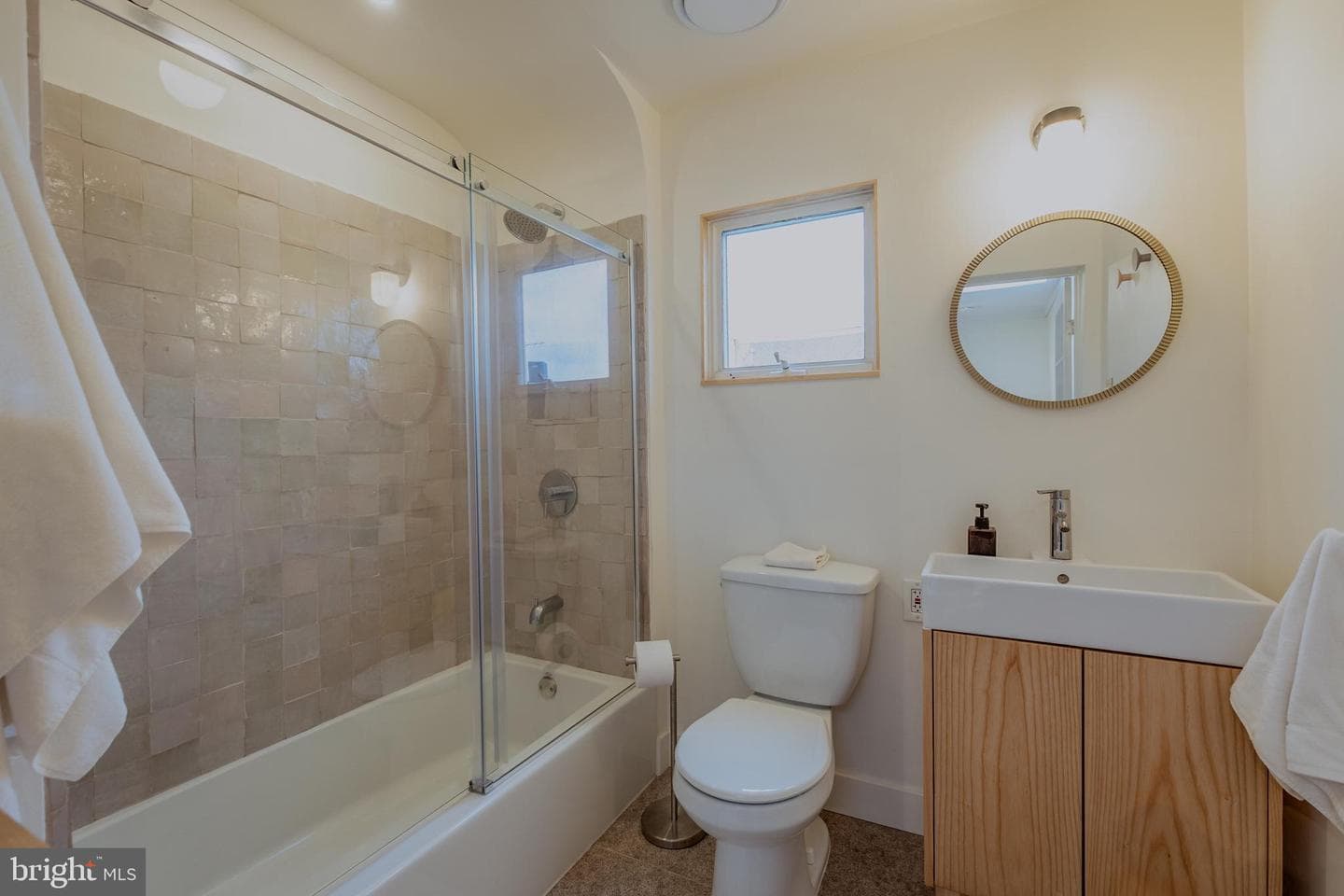 2548 E Norris Street photo 27