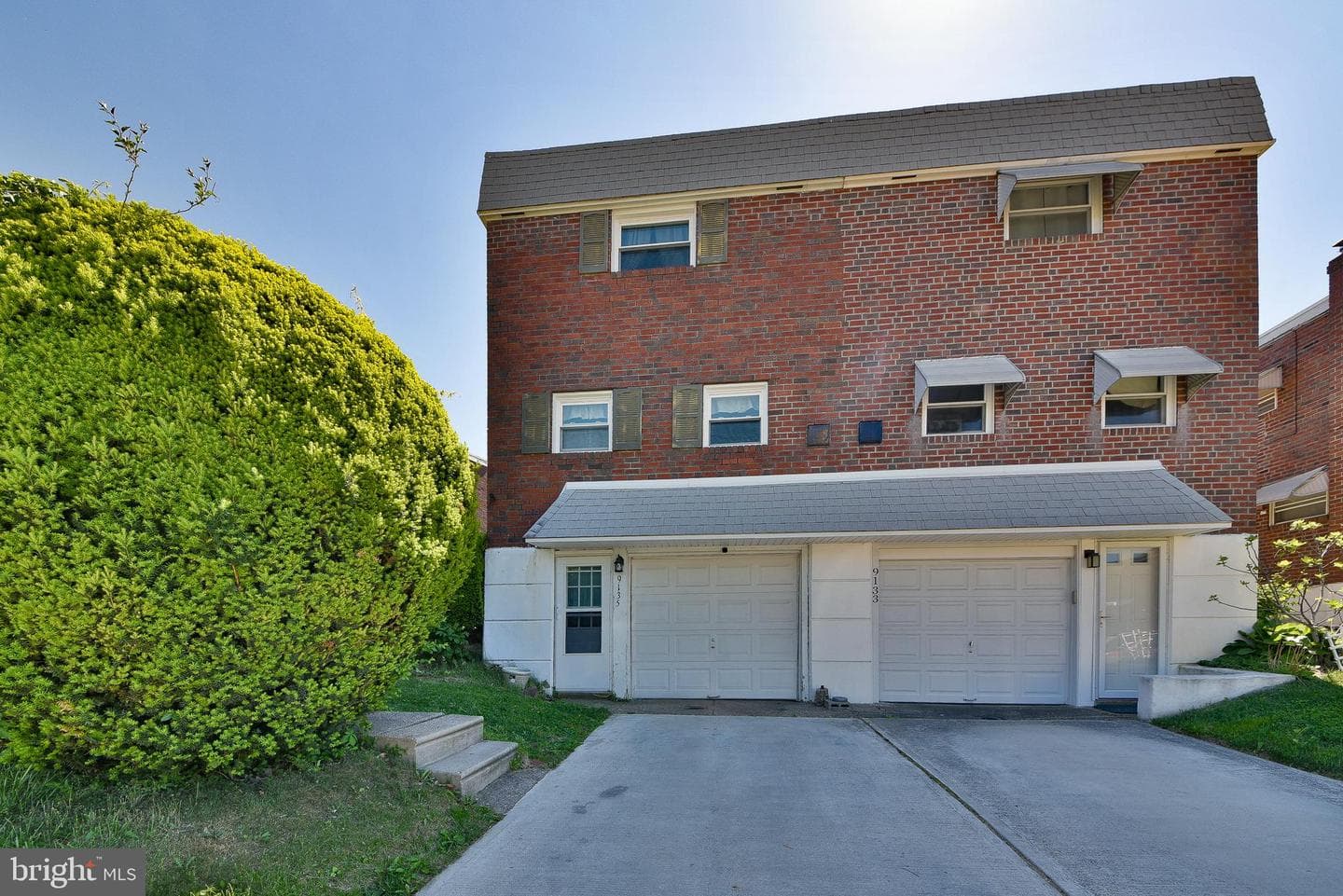 9135 Revere Street photo 2