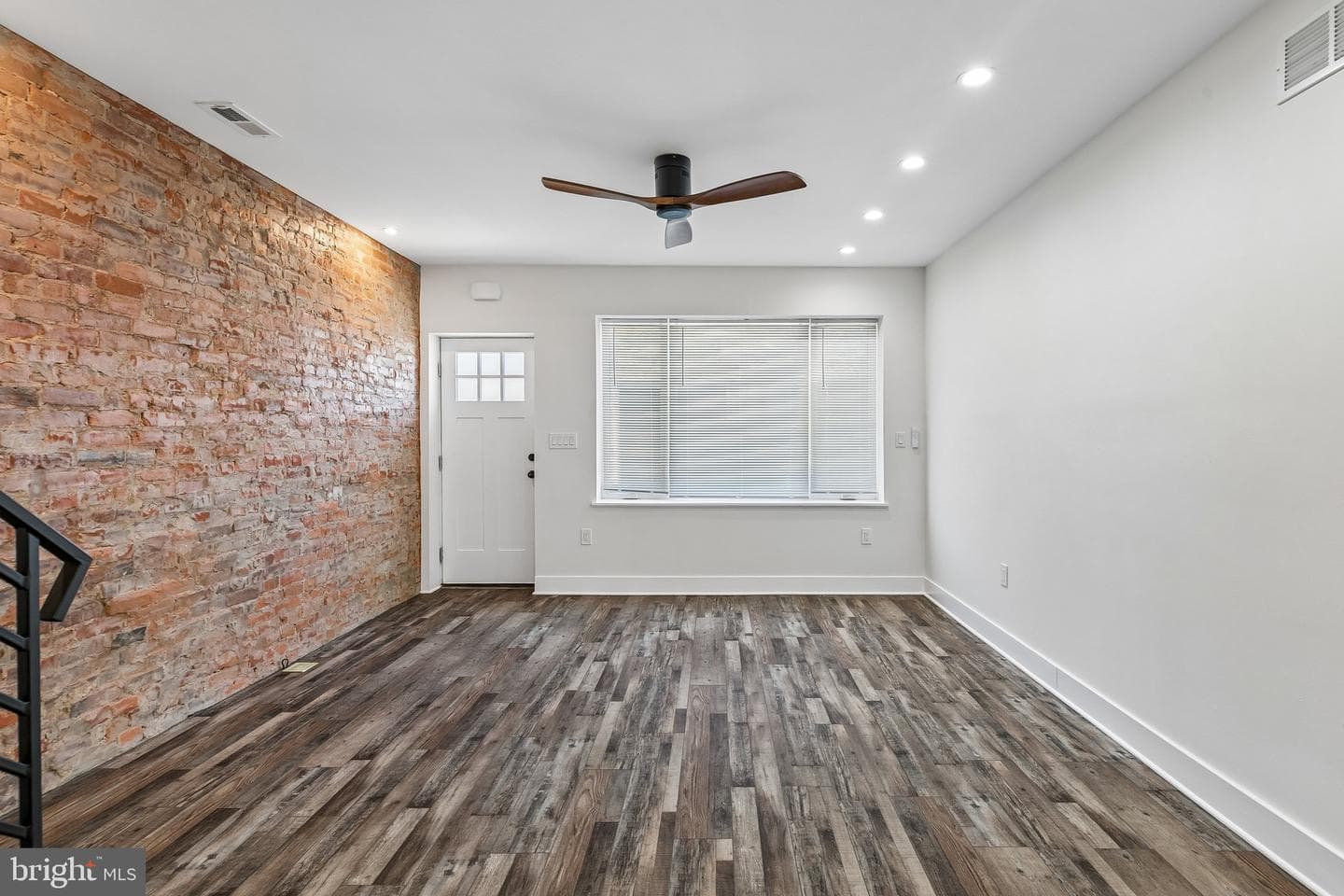 3156 Almond Street photo 12