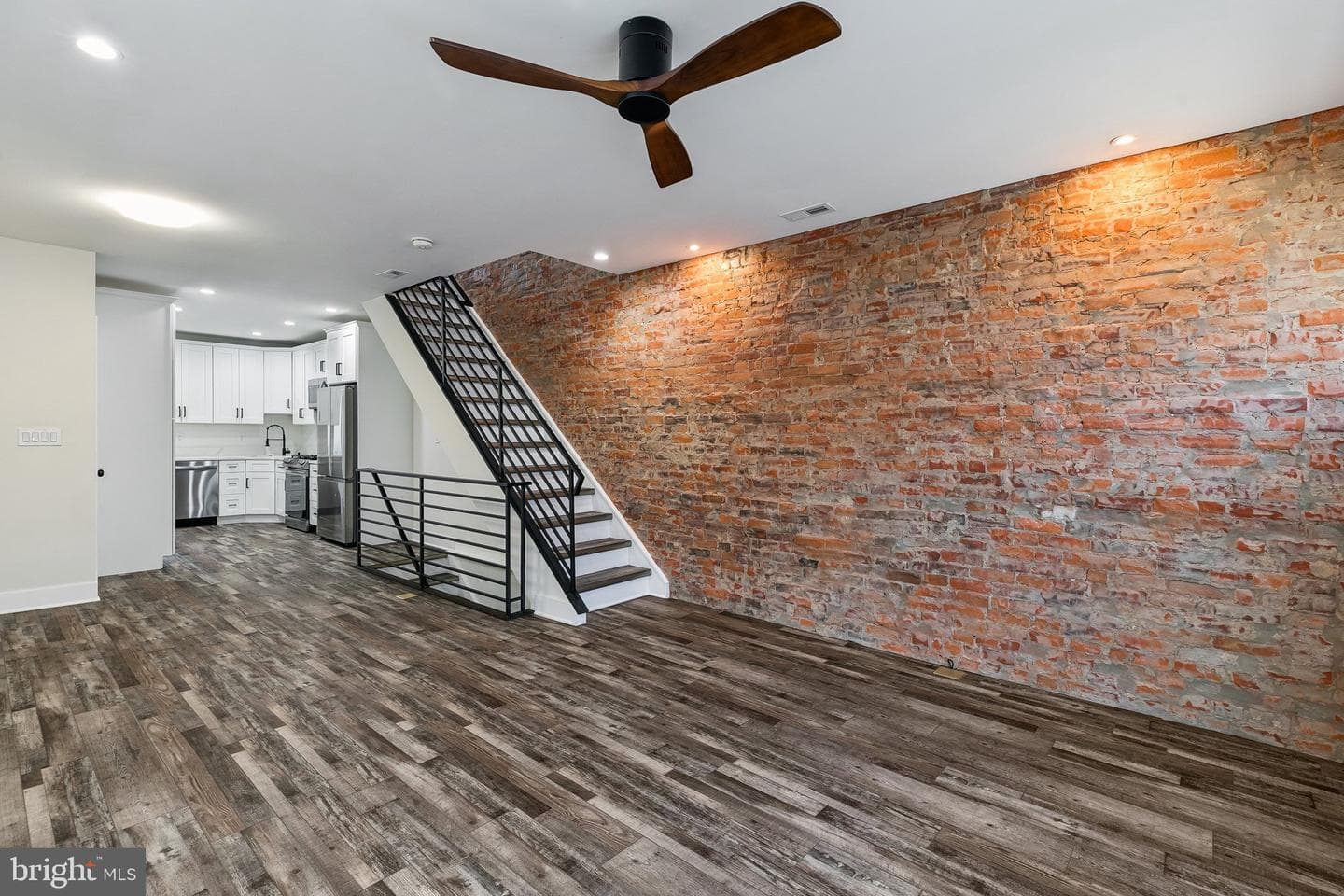 3156 Almond Street photo 14