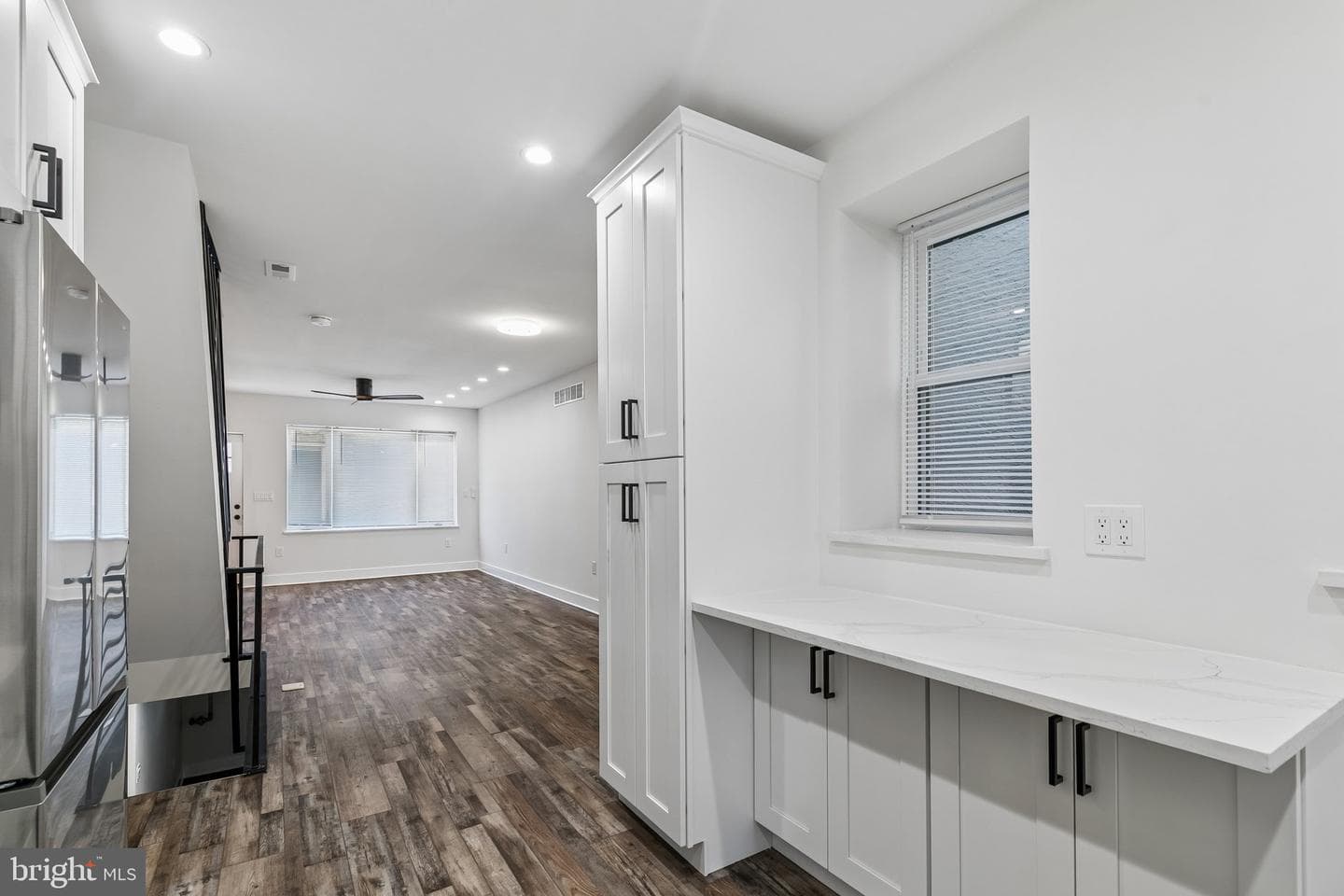 3156 Almond Street photo 21