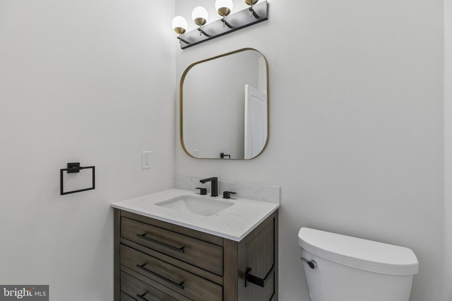 3156 Almond Street photo 27