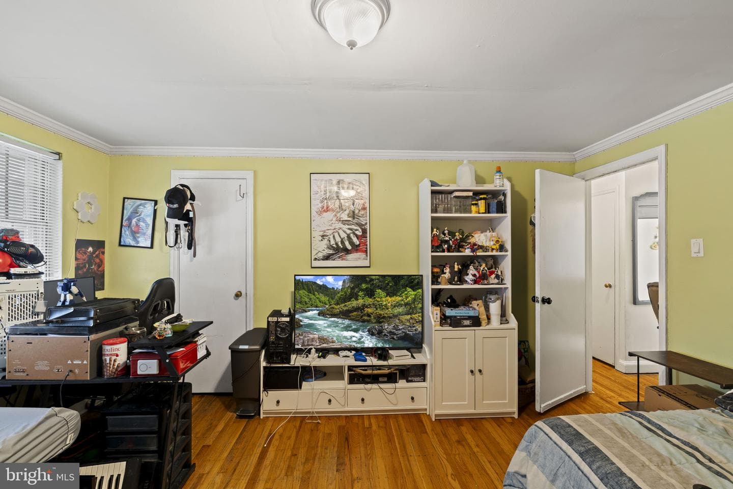 6030 Newtown Avenue photo 11