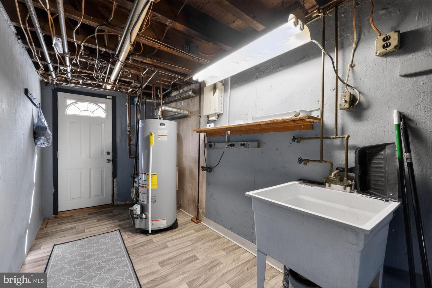 3102 Wellington Street photo 25
