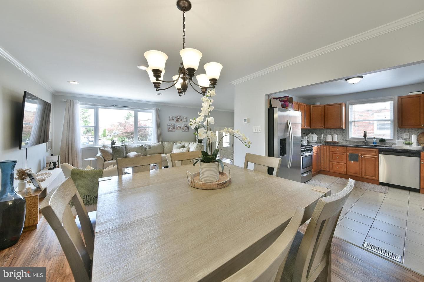 9747 Hoff Street photo 11