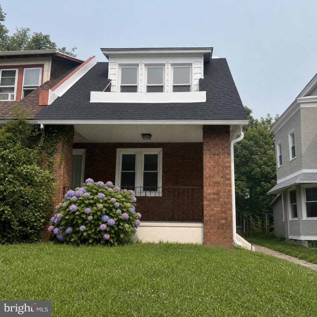 303 E Vernon Road photo 1