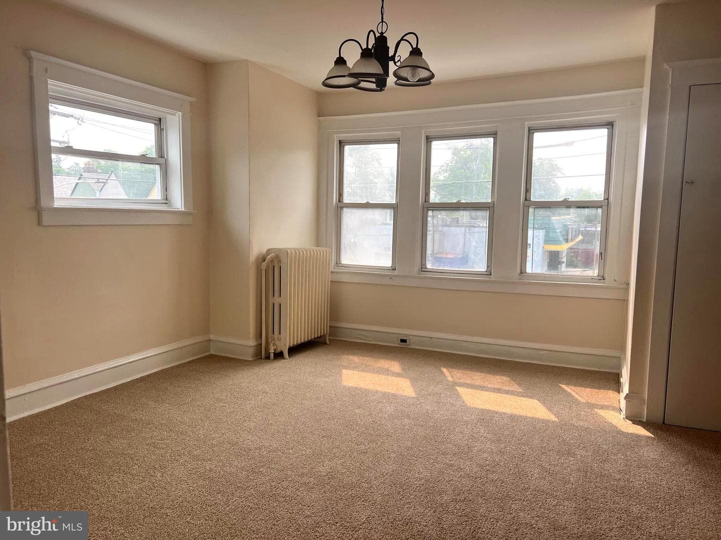 303 E Vernon Road photo 13