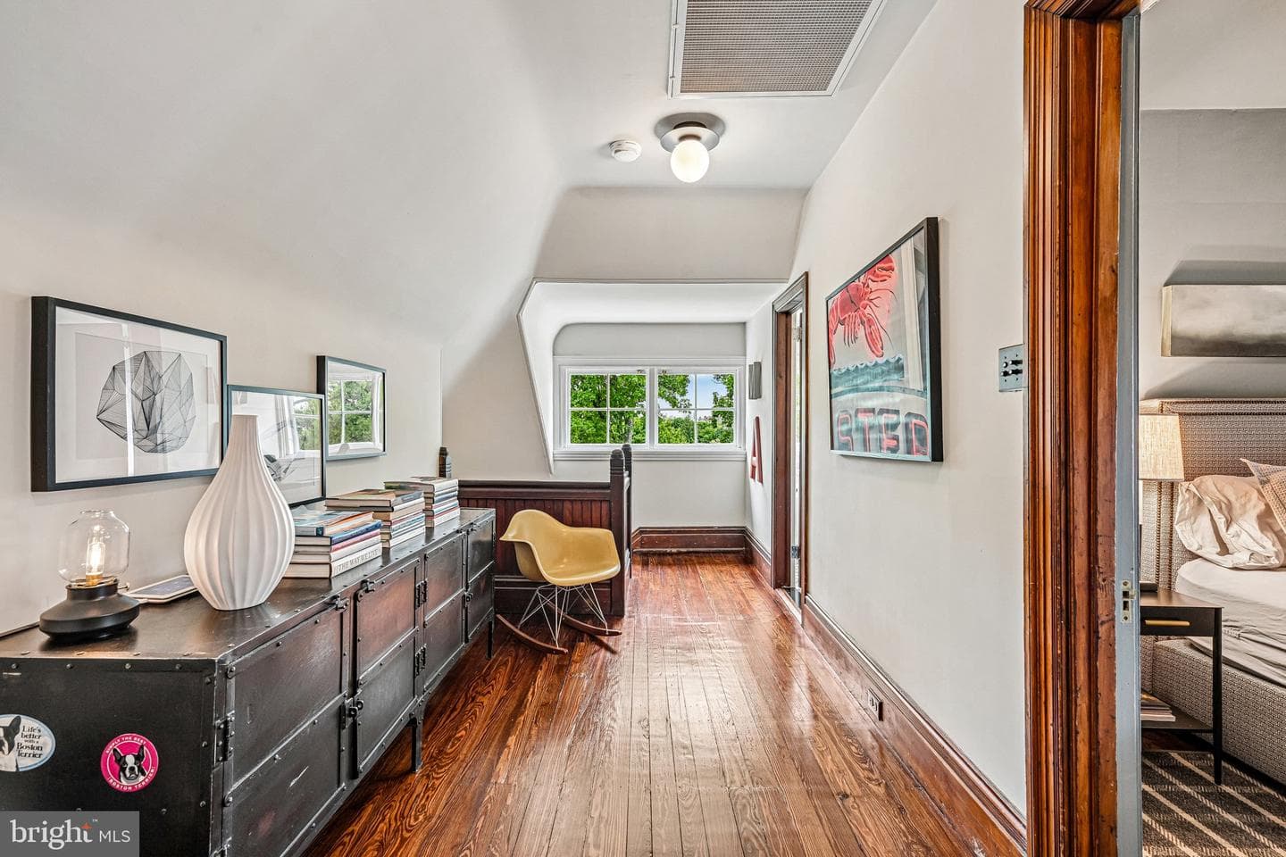 51 E Penn Street photo 48
